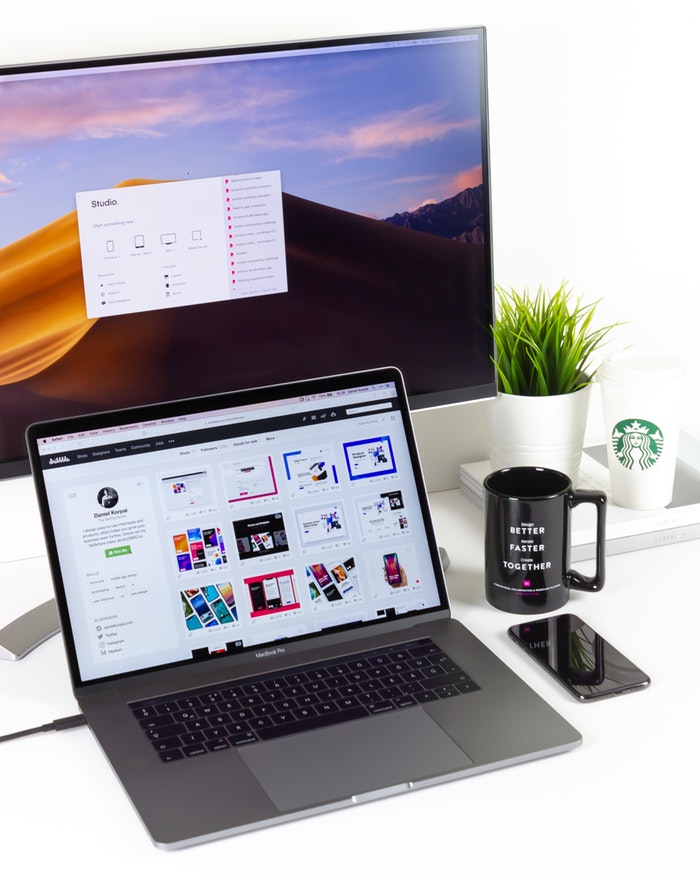 pluginuri WordPress pentru site-uri